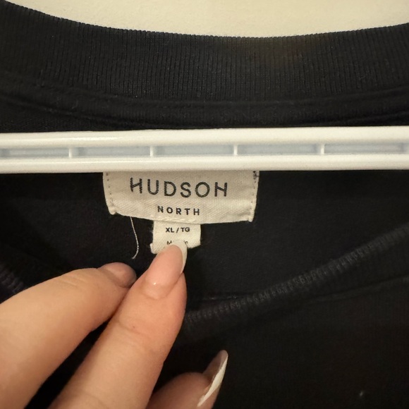 27. Old Navy Tank - Picture 2 of 2